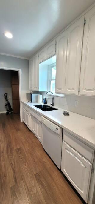 Newly Furnished Pool House Villa Los Angeles Buitenkant foto